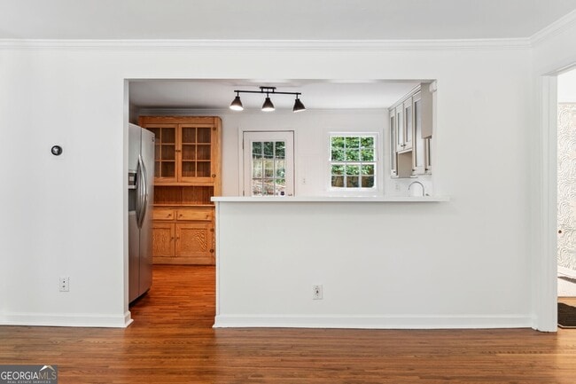 Building Photo - 846 Gaylemont Cir