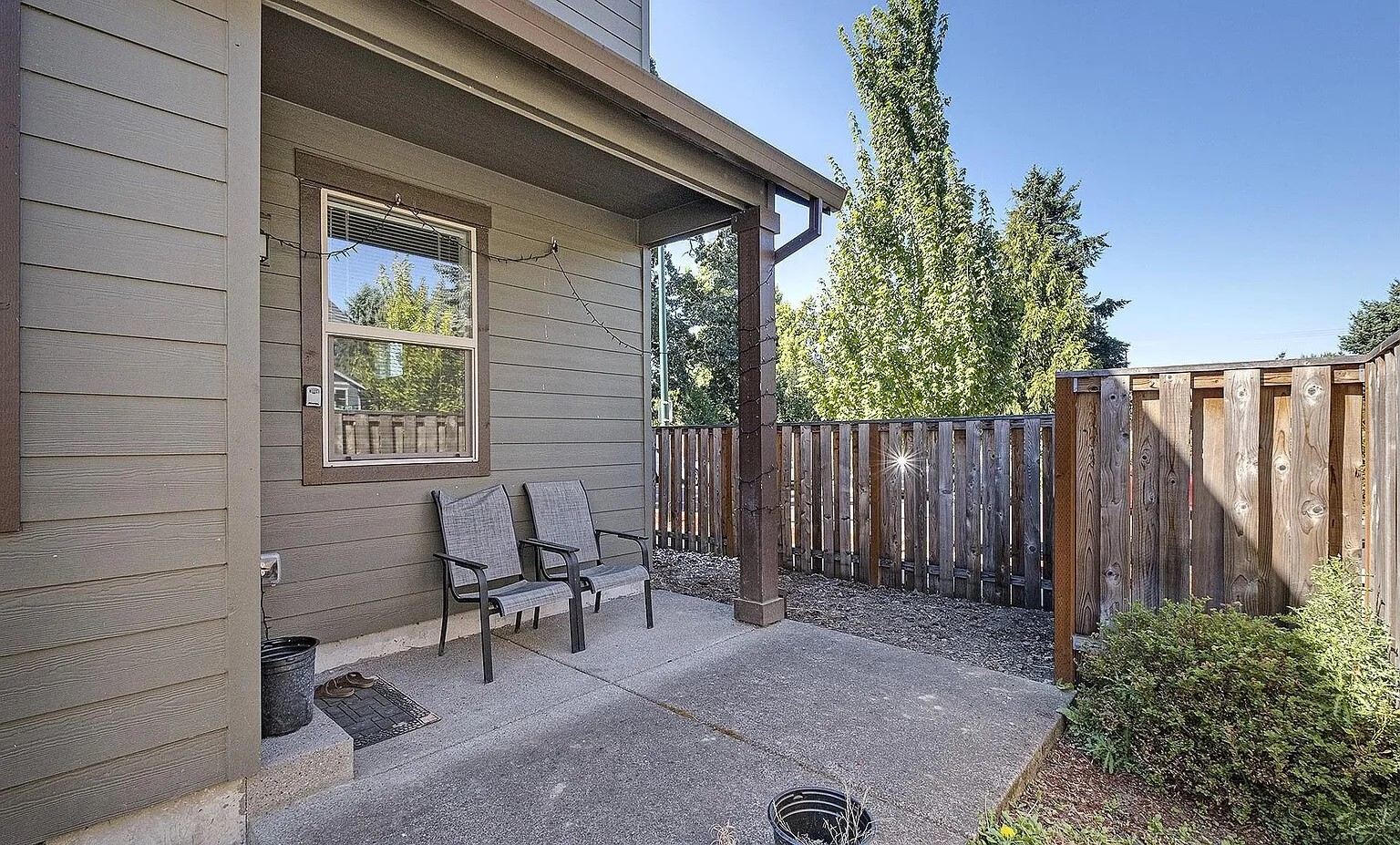 Building Photo - 2733 25th Ave