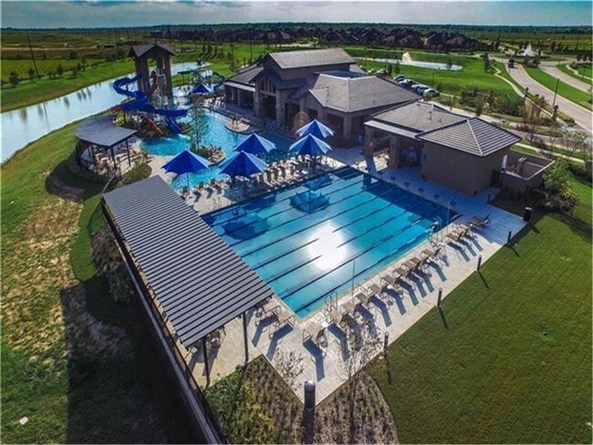 Building Photo - 28310 Hazel Trl