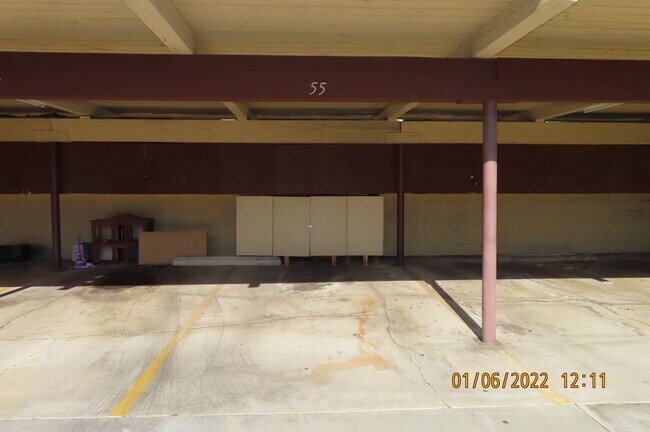 Building Photo - 1000 W MacArthur Blvd