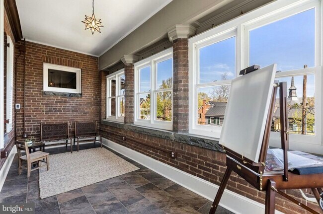2nd floor sunroom, bedroom, office or studio with heated floors - 121 W Cork St