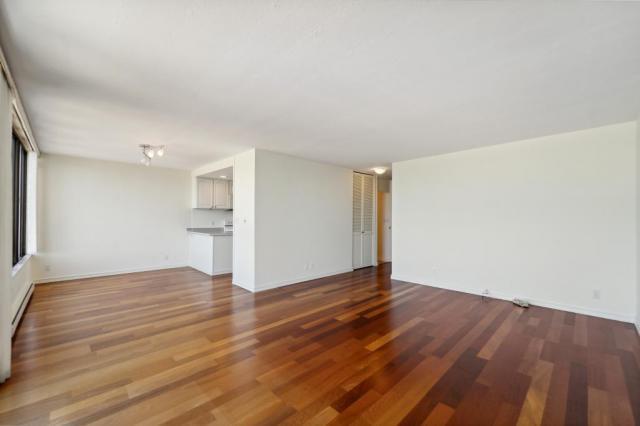 Building Photo - 1 bedroom in Seattle WA 98102