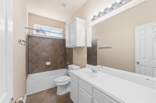 Building Photo - 7303 Enchanted Rock Ln