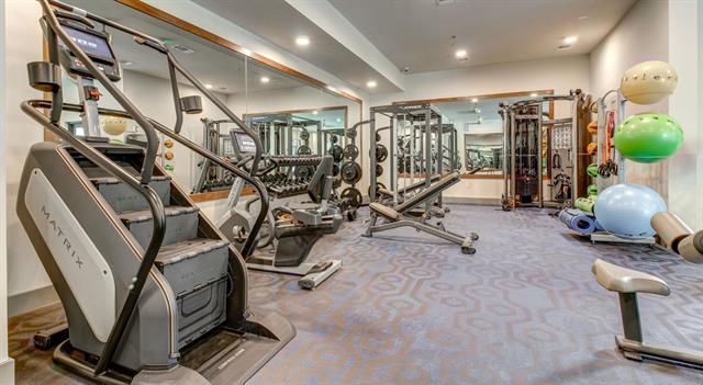 Building Photo - 5607 Belmont Ave