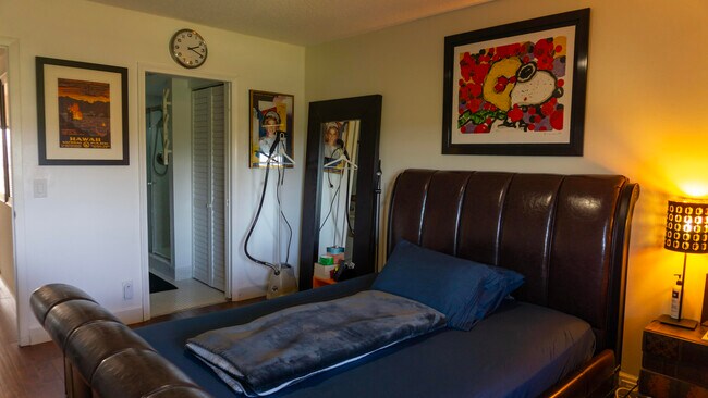 Building Photo - 4016 Lincoln A