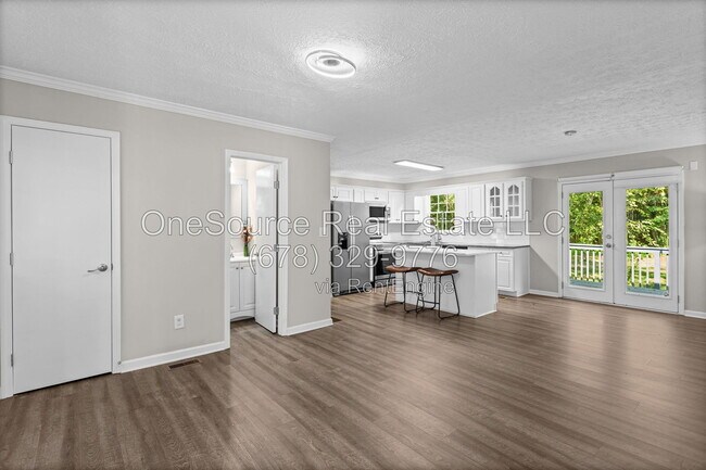 Building Photo - 1013 Shady Ln