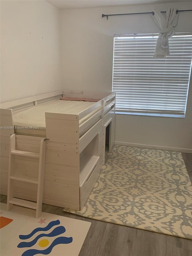 Building Photo - 6331 Landings Terrace