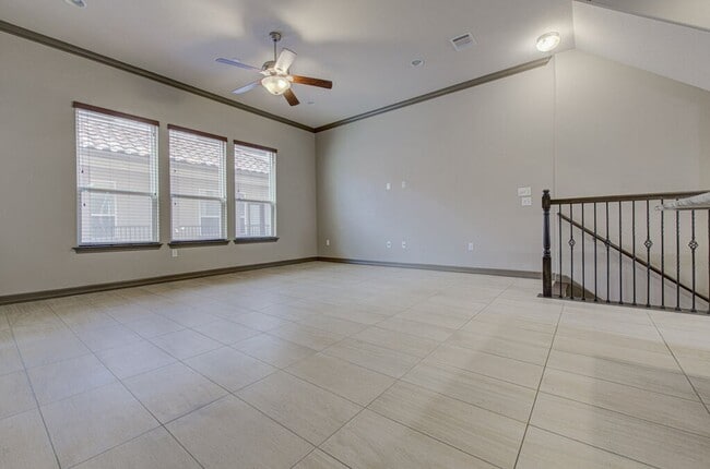 Building Photo - 11825 Terraza Cir