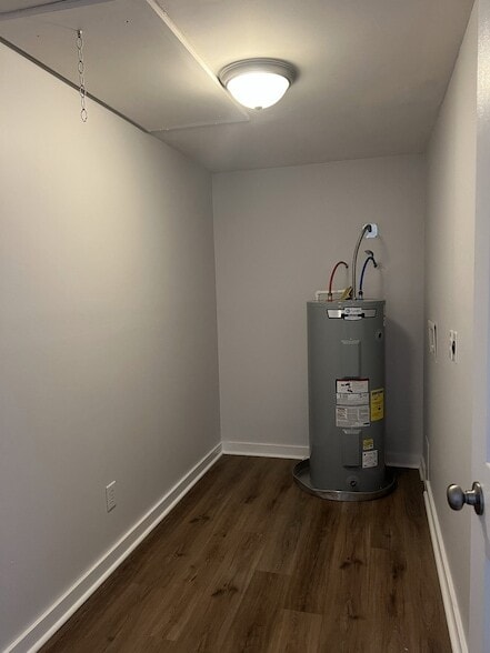 Building Photo - 2421 Madison St