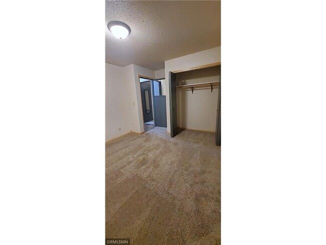 Building Photo - 308 Willow St