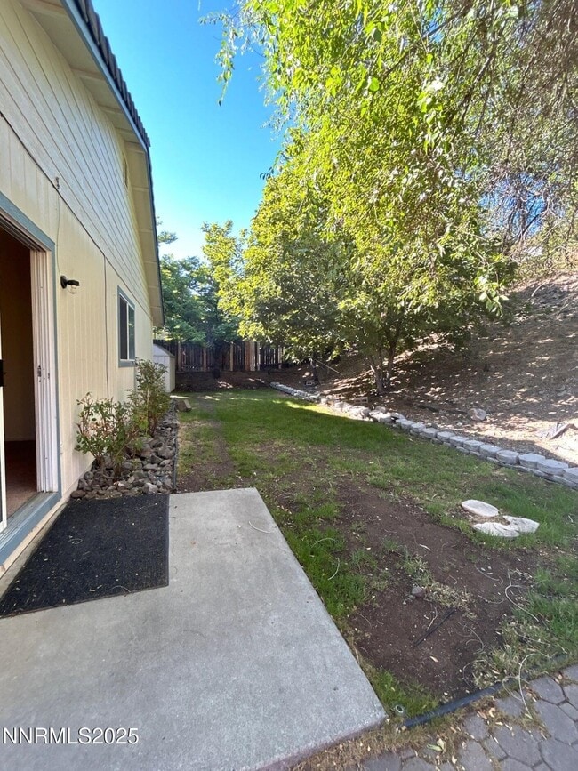 Building Photo - 4835 Canyon Run Dr