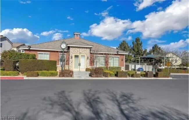 Building Photo - 1662 Rainbow Dream Ave