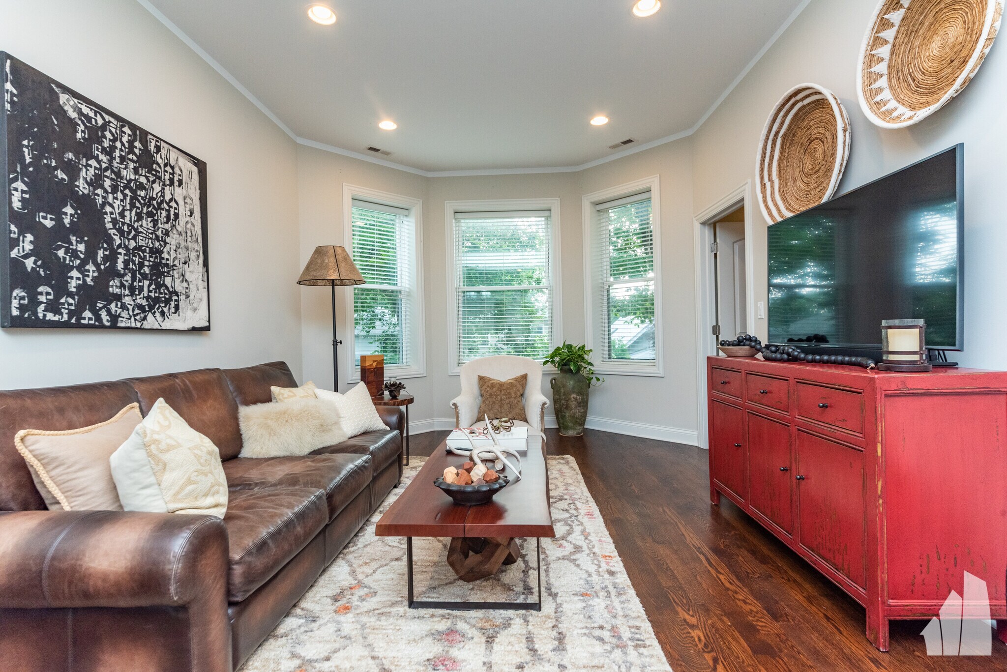 Building Photo - 839 Lyman Ave