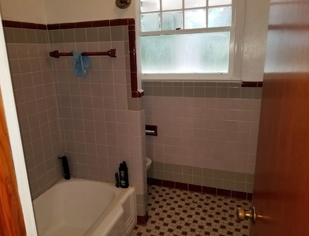 Building Photo - 6210 Old Point Rd