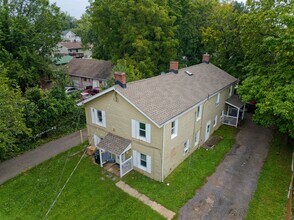 Building Photo - 148 Davenport St