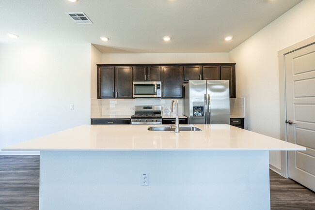 Building Photo - 13708 Lubeck Dr