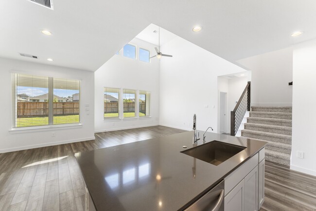 Building Photo - 13340 Bear Creek Ct