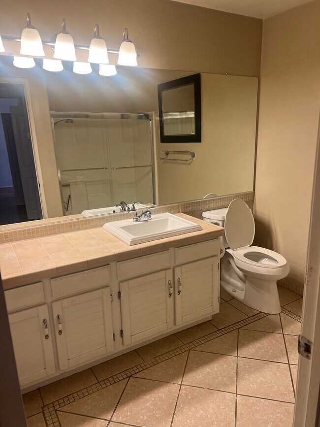 Building Photo - 5500 Torrance Blvd