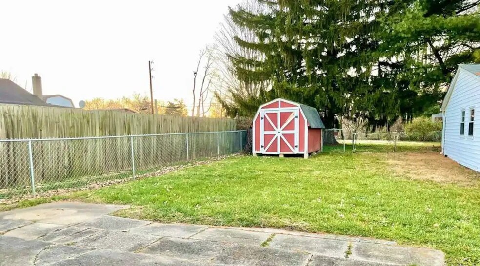 Exterior - 4946 Camden St