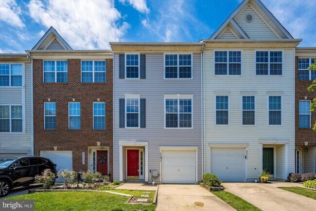 Building Photo - 45515 Lakemont Square