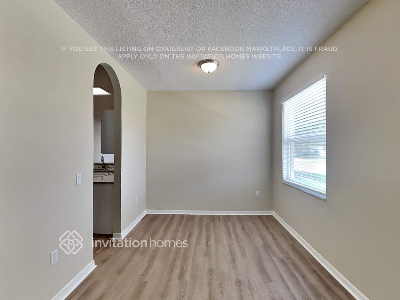 Building Photo - 3808 Andover Cay Blvd
