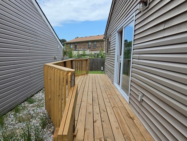 Building Photo - 1361 Grafton Dr