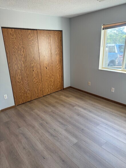 Building Photo - 137 S Scott Blvd