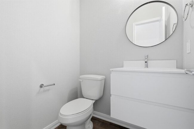 Building Photo - 9914 Clark Cyn Ln