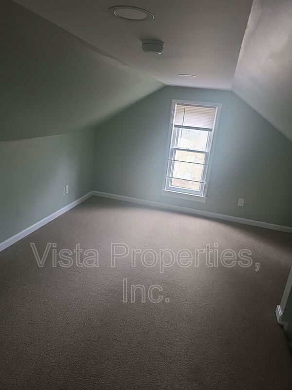 Building Photo - 8902 Beulah Church Rd