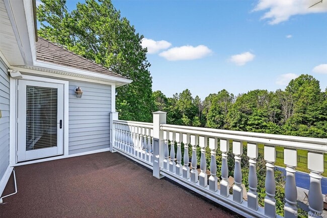 Building Photo - 7 Paiges Way