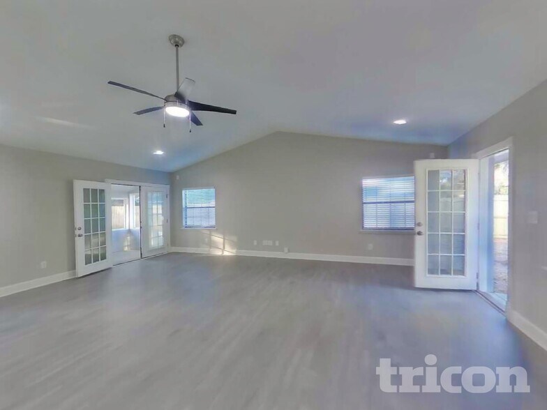 Building Photo - 11975 Cornelius St