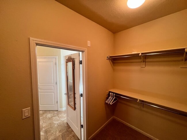 Building Photo - 1180 W Del Webb Pkwy