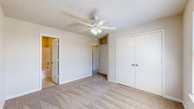 Building Photo - 4140 McFarland Dr