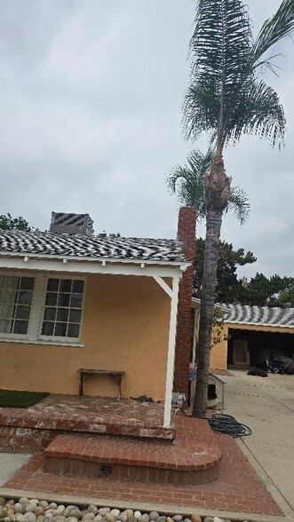 Building Photo - 12345 winnetka