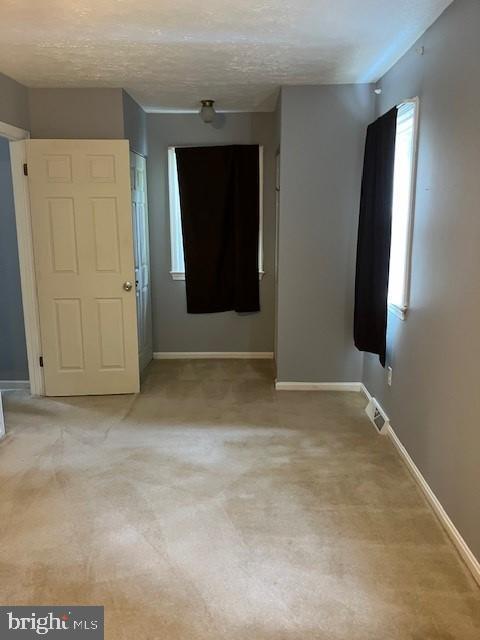 Building Photo - 22416 Greenview Ct