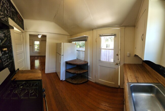 Building Photo - Jeffrey and Foothill Properties