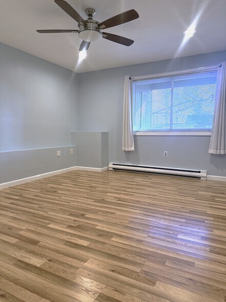 Building Photo - 83 Highwood Dr