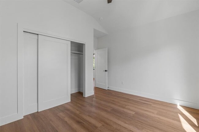 Building Photo - 1402 Beckett St
