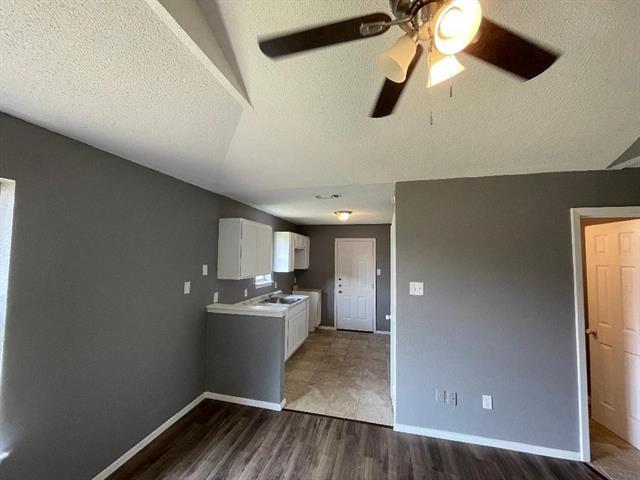 Building Photo - 5334 Flamingo Rd