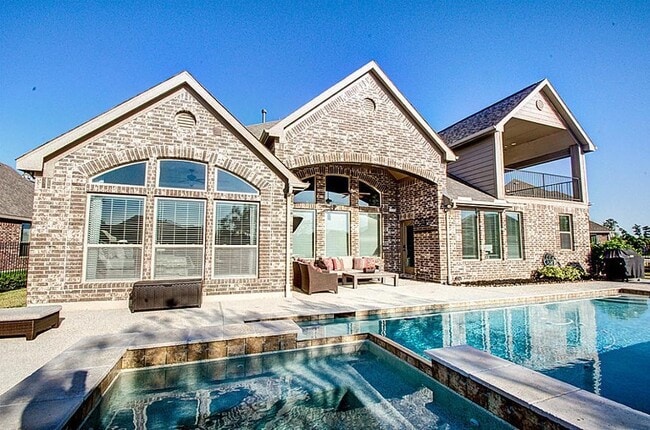 Building Photo - 10 Cayuga Pond Ct