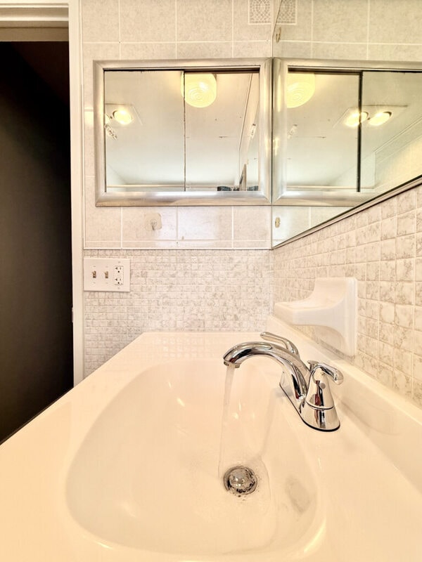 Building Photo - 911 Washington Ave SW