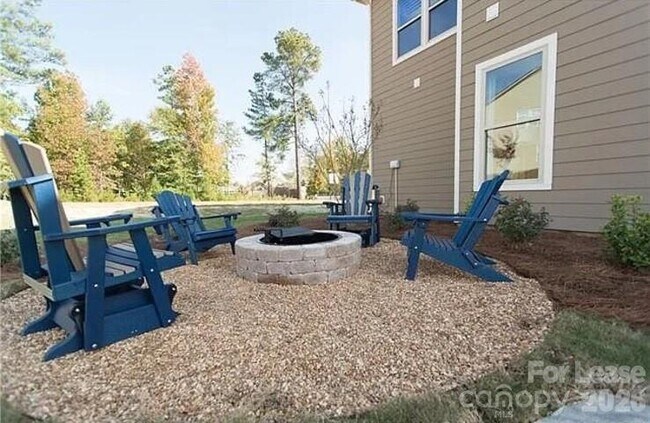 Building Photo - 4018 Orchid Way
