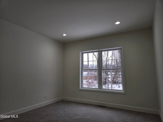 Building Photo - 54 Priddle Ln