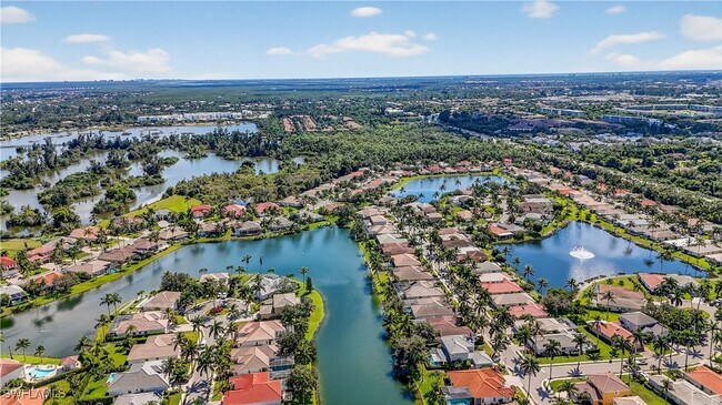 Building Photo - 14266 Reflection Lakes Dr