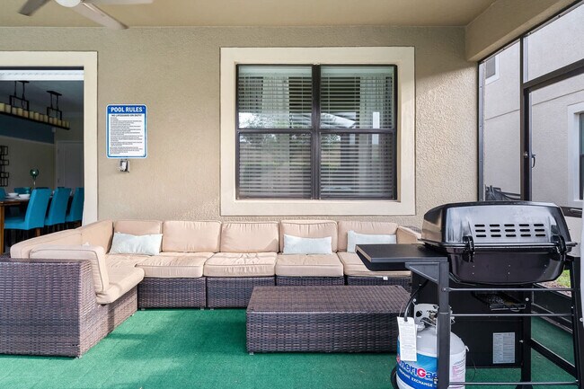 Building Photo - 1520 Moon Valley Dr