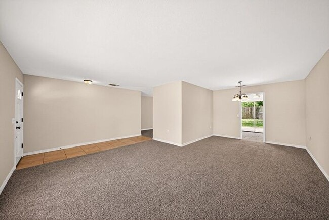Building Photo - 6222 Fort Maddin St