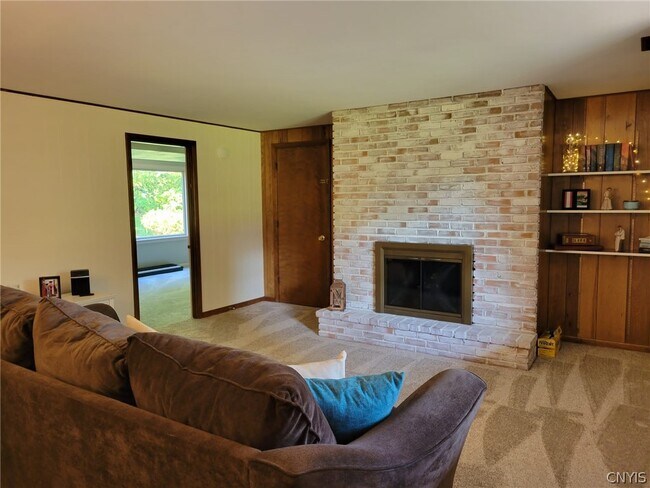 Building Photo - 6319 Danbury Dr