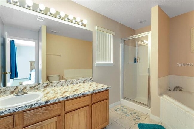 Building Photo - 250 Sandy Ridge Dr