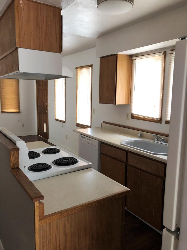 Building Photo - 3005 W Malad St