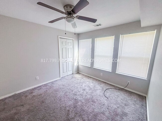 Building Photo - 3932 Orlando Ct